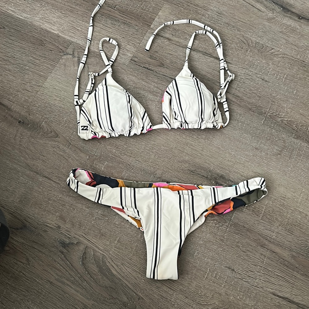 Two sided billabong bikini